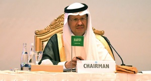 Министры энергетики США и Саудовской Аравии обсуждают мировые рынки нефти