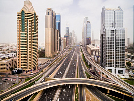 Госслужащие Дубая вернулись в офисы в полном составе (В Дубае государственные органы возобновили работу на полную мощность)